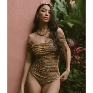 Albion Fit the Florence Off Shoulder One Piece Swimsuit Womens Large